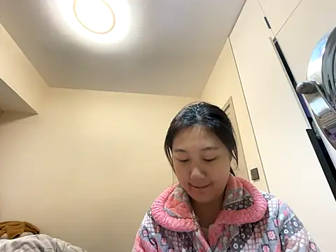 xena0501 online show from December 15, 2025, 8:20 am