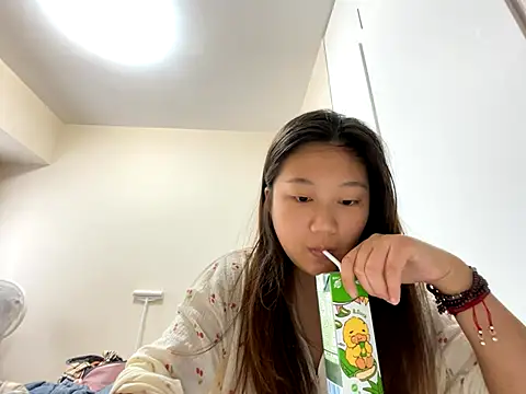 xena0501 online show from September 26, 2025, 4:52 am