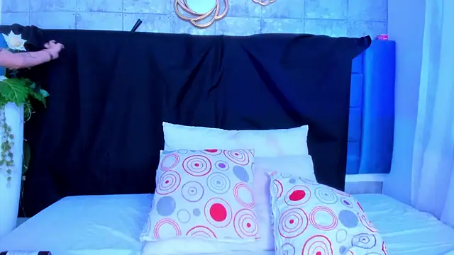 MaiaaCandy online show from January 16, 2026, 9:41 pm