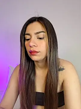 AmaiaSalvatore online show from October 16, 2025, 10:18 pm