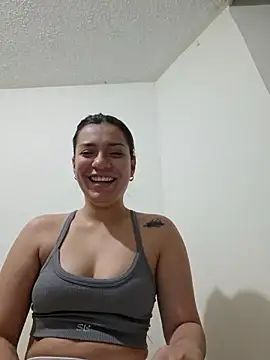 Snapshot of AmaiaSalvatore chatting on June 6, 2026, 8:25 pm AmaiaSalvatore online show from June 6, 2026, 8:25 pm