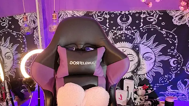 Gaia Gatex online show from April 21, 2026, 11:50 am