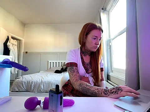 TattooedShezar online show from October 24, 2025, 9:52 am