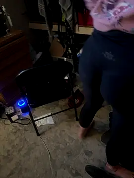 silverbay-456 online show from October 23, 2025, 12:04 pm