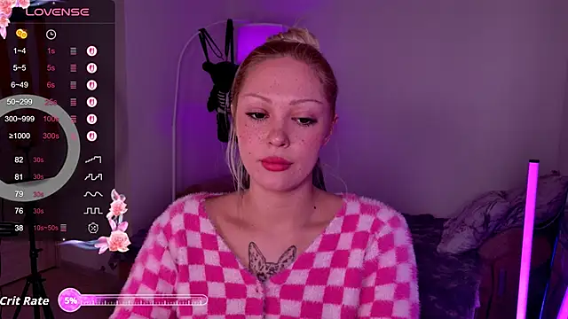 LeksaCandy online show from November 27, 2025, 3:23 pm