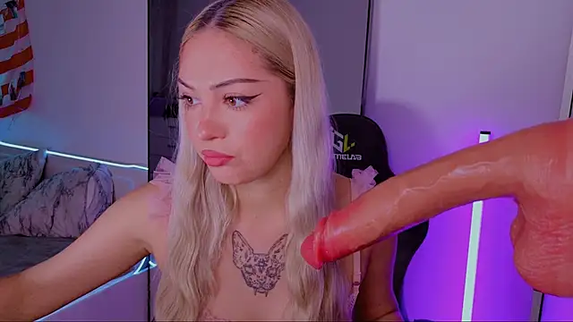 LeksaCandy online show from September 14, 2025, 3:07 am