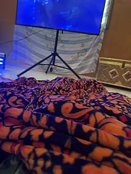 Mioomy 00 online show from April 5, 2026, 6:20 am