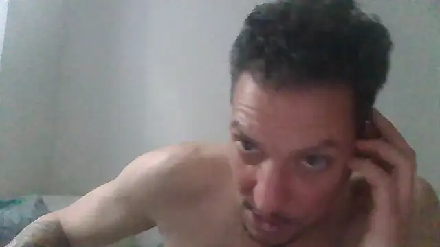 Snapshot of ARTANIS20 chatting on May 7, 2026, 10:40 am ARTANIS20 online show from May 7, 2026, 10:40 am