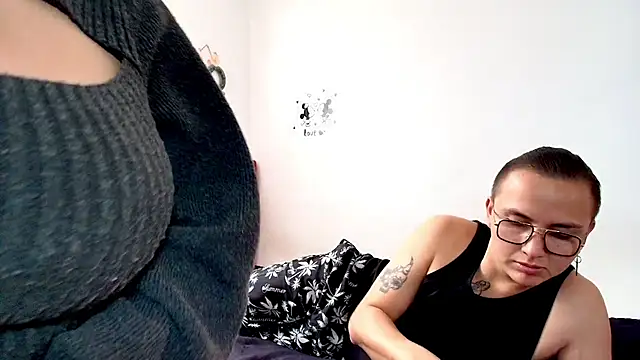 Husbands Horny online show from February 24, 2026, 2:07 pm