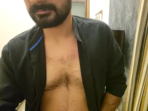 mlove902 online show from October 24, 2025, 7:02 pm