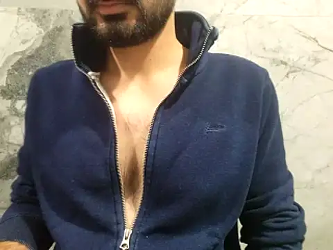 mlove902 online show from November 8, 2025, 7:17 pm