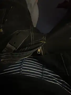 Snapshot of high_geil chatting on April 8, 2026, 10:00 pm high geil online show from April 8, 2026, 10:00 pm