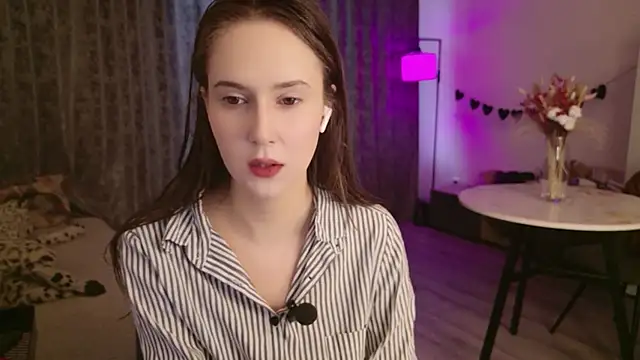 LucyRose3 online show from March 6, 2026, 5:35 am