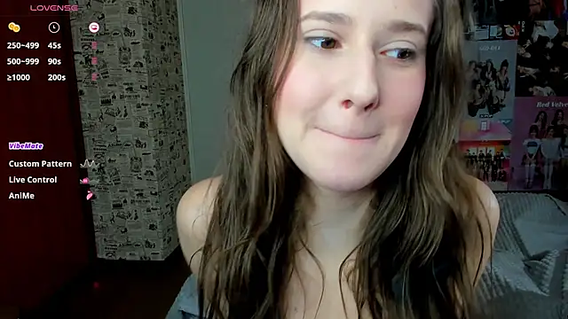 LucyRose3 online show from October 8, 2025, 3:46 pm