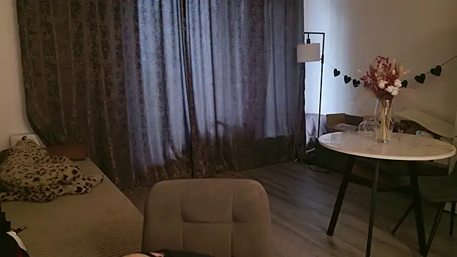 LucyRose3 online show from March 12, 2026, 1:15 pm