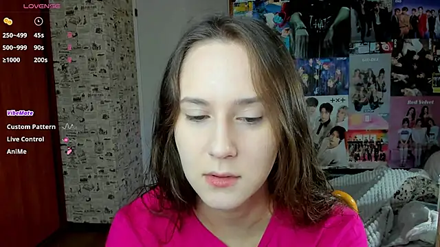 LucyRose3 online show from October 20, 2025, 1:22 pm