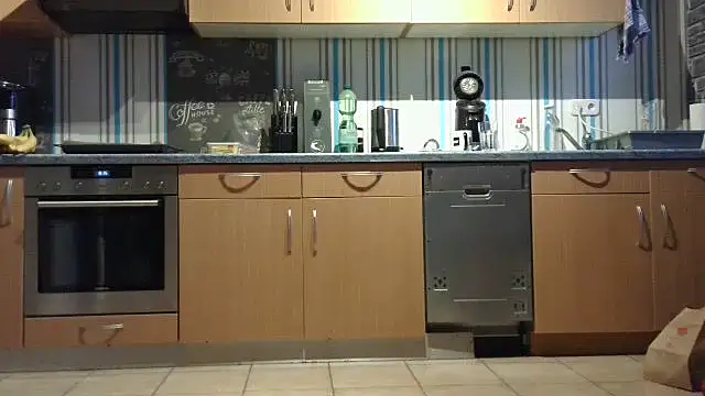 vers92 seb online show from September 23, 2025, 4:36 pm