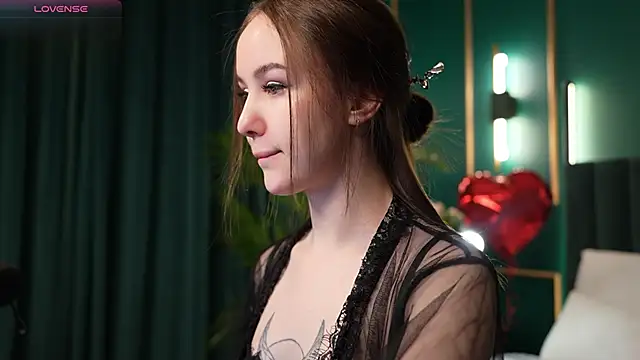 MarySparkle online show from February 10, 2026, 4:44 am