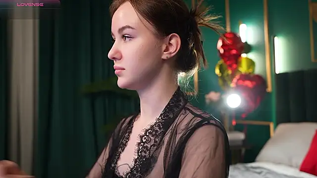 MarySparkle online show from February 7, 2026, 4:42 am