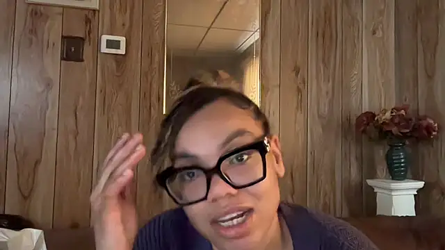 zahrabliss online show from April 18, 2026, 7:29 pm