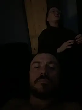 Guttt888 online show from April 7, 2026, 10:22 pm