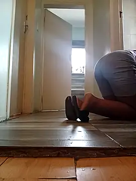 Young Slut21 online show from September 25, 2025, 1:17 pm