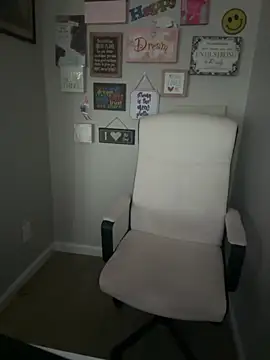 Juicystorm online show from October 19, 2025, 2:09 pm