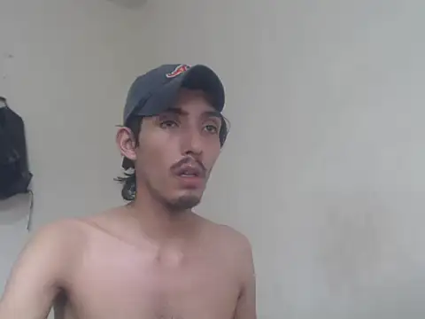 Snapshot of snackontime18 chatting on June 30, 2026, 8:31 pm snackontime18 online show from June 30, 2026, 8:31 pm