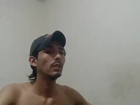 Snapshot of snackontime18 chatting on June 16, 2026, 5:40 am snackontime18 online show from June 16, 2026, 5:40 am