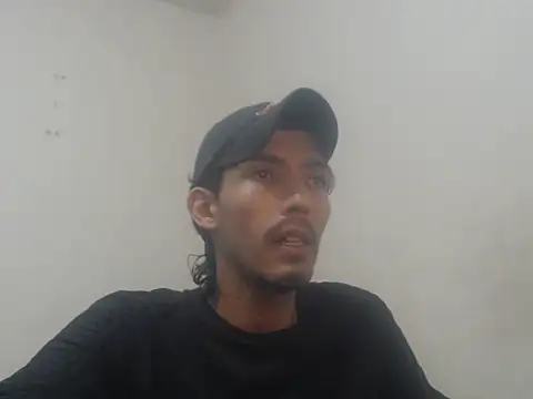 Snapshot of snackontime18 chatting on June 3, 2026, 3:07 am snackontime18 online show from June 3, 2026, 3:07 am