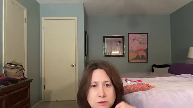 MommyGoddessL online show from September 12, 2025, 1:44 pm