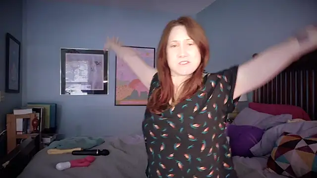 MommyGoddessL online show from October 10, 2025, 6:31 pm