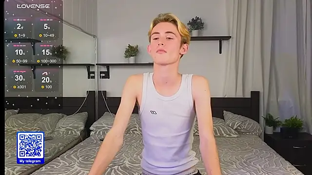 Snapshot of tommy_XXX chatting on October 8, 2025, 5:13 pm tommy XXX online show from October 8, 2025, 5:13 pm