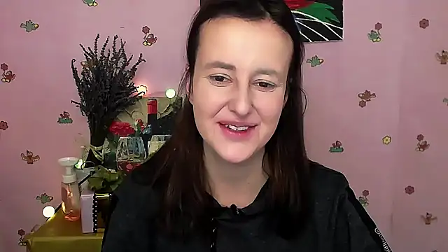 FeelMe   online show from November 4, 2025, 8:29 am