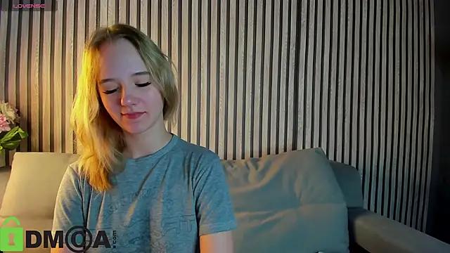 Casey Sweeet online show from October 2, 2025, 12:58 am