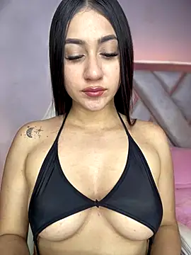 isabela l online show from September 10, 2025, 10:09 pm