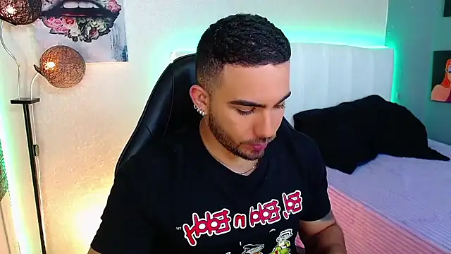 adamhairy online show from May 25, 2026, 7:01 pm