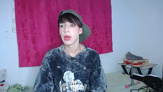 Snapshot of lucky_stricke chatting on November 18, 2025, 3:54 am lucky stricke online show from November 18, 2025, 3:54 am