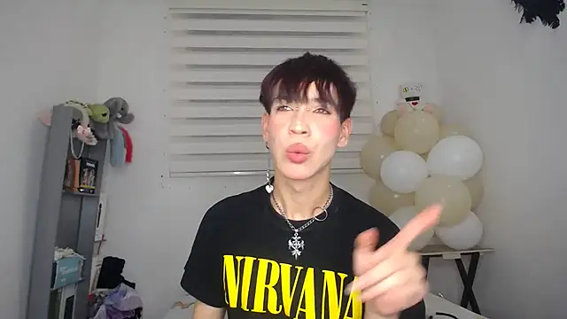 lucky stricke online show from October 20, 2025, 3:52 am