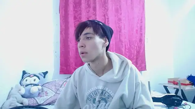 Snapshot of lucky_stricke chatting on November 4, 2025, 3:32 am lucky stricke online show from November 4, 2025, 3:32 am