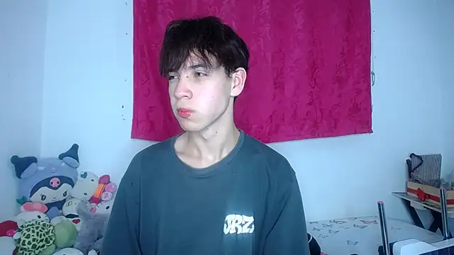 lucky stricke online show from November 13, 2025, 4:05 am