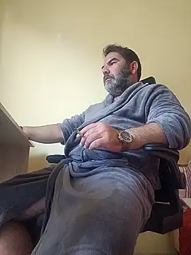 Snapshot of Nesch82 chatting on March 3, 2026, 7:26 am Nesch82 online show from March 3, 2026, 7:26 am