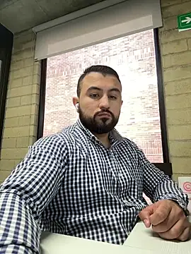 DoctorArabe3 online show from October 14, 2025, 2:07 pm