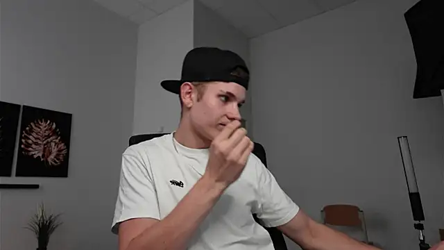 Mark Karson online show from September 17, 2025, 6:59 am