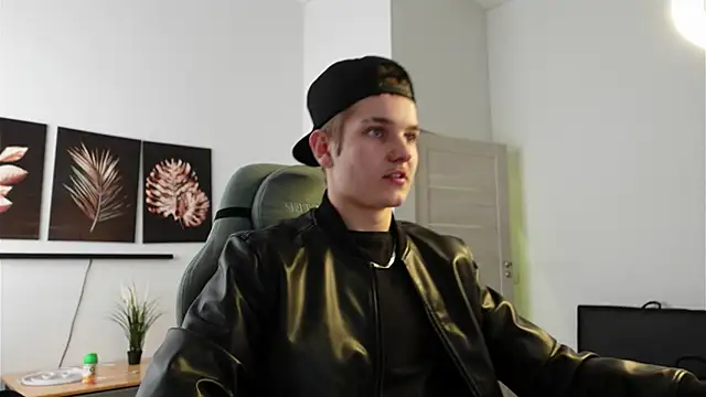 Mark Karson online show from October 12, 2025, 12:17 pm