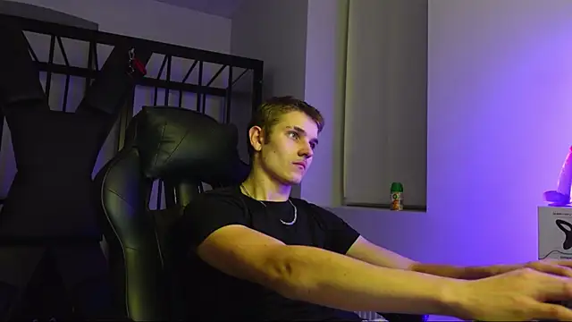 Mark Karson online show from October 16, 2025, 7:55 pm