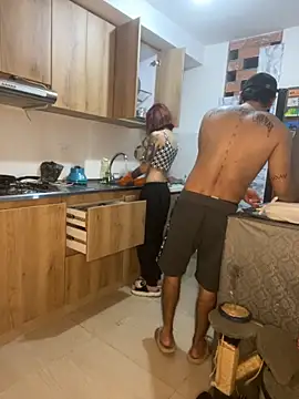 Snapshot of DanteAndVictoria chatting on November 2, 2025, 12:26 am DanteAndVictoria online show from November 2, 2025, 12:26 am