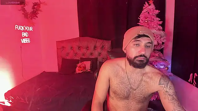 Snapshot of DanteAndVictoria chatting on December 3, 2025, 3:07 am DanteAndVictoria online show from December 3, 2025, 3:07 am