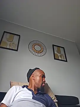 mojaymort online show from September 10, 2025, 1:21 pm