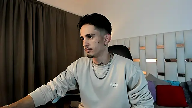 nextboywell1 online show from April 1, 2026, 3:08 am